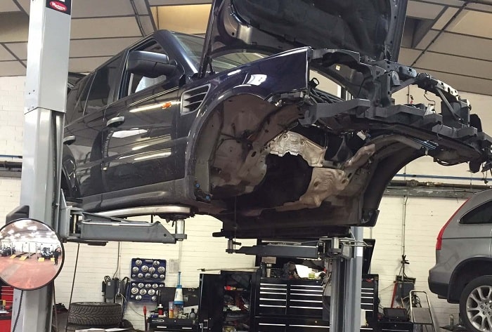 Garage sửa chữa Land Rover uy tín và chuyên nghiệp tại TP.HCM