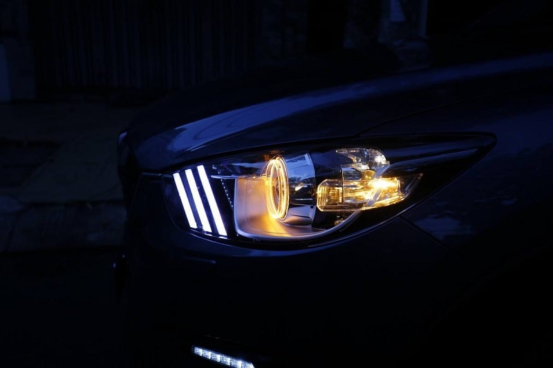 Độ đèn xe ô tô