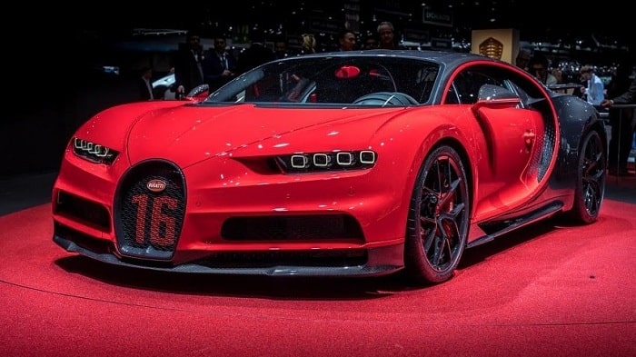Siêu xe ô tô Bugatti Chiron Sport: 3.3 triệu USD 